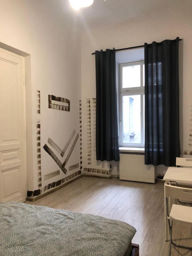 Pokoj Sali 2 Krakow Exterior photo